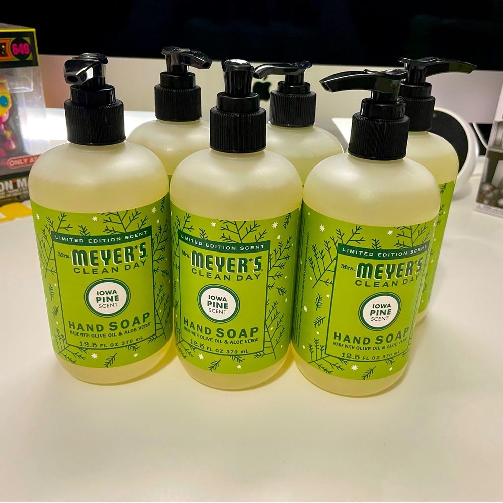 Mrs. Meyer's Clean Day Hand Soap IOWA PINE Scent 12.5 fl oz Ltd Edition Lot of 6